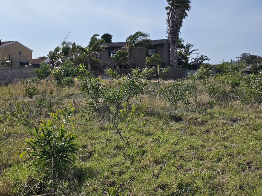 0 Bedroom Property for Sale in Wavecrest Eastern Cape